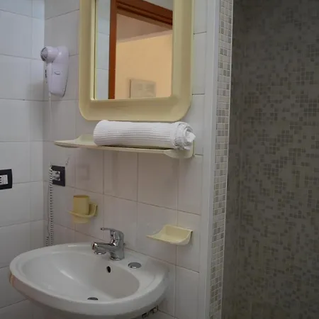 Le Zagare 크로파니