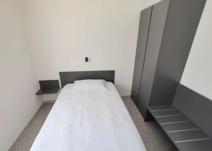 Le Zagare Apartman Cropani