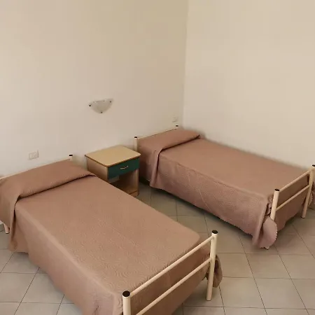 Le Zagare Apartment Cropani